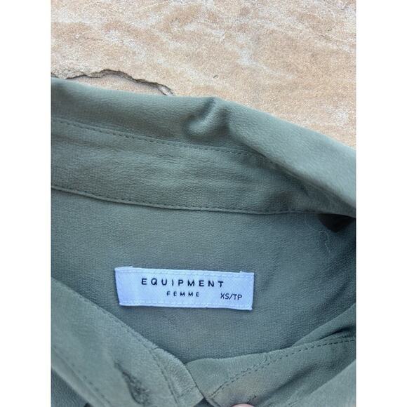 Equipment Femme Light Pink Slim Signature 100% Silk Button Up Blouse Shirt Small - Picture 2 of 4